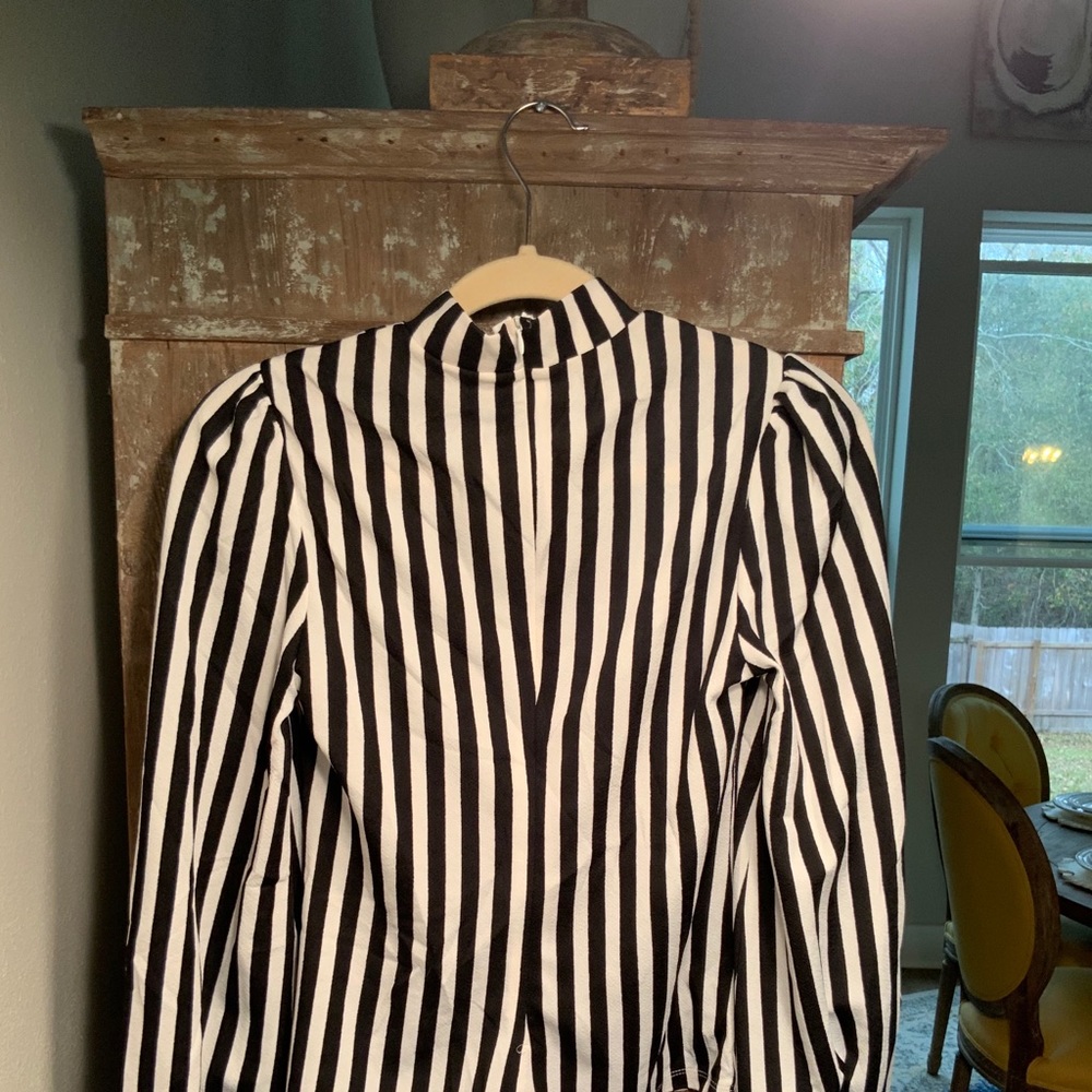 Shirt - Picture 2 of 2